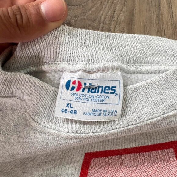 Vintage Andrews Crewneck Sweatshirt – Classic Style - Picture 5 of 8